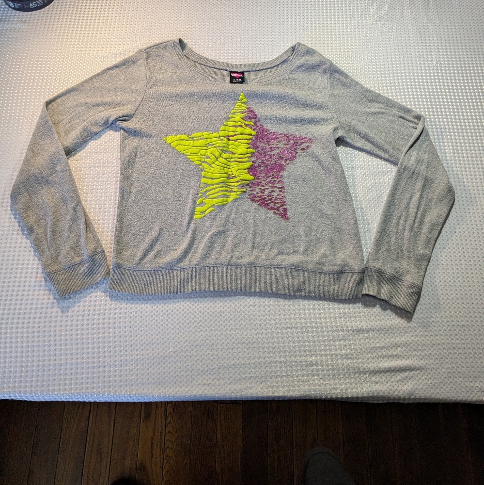 Hard Candy Gray Top with Neon Design